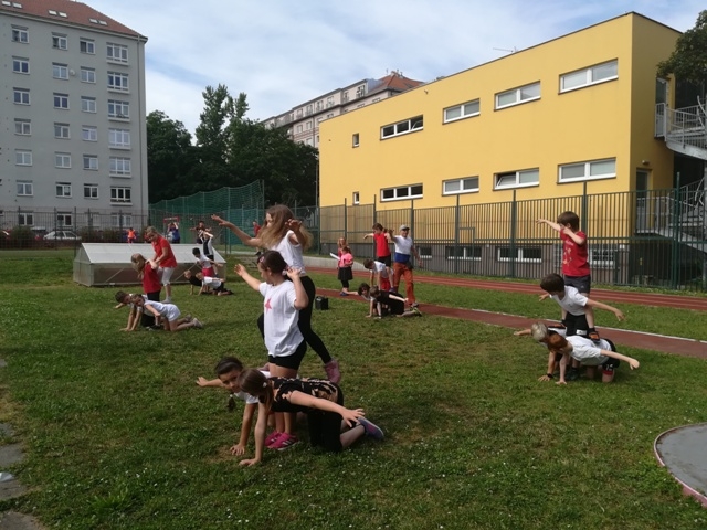 Školy pro budoucnost v ulicích Prahy